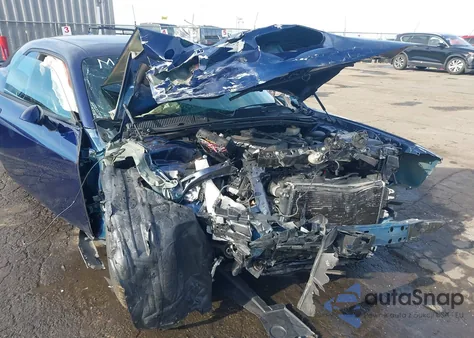 2016 Dodge Challenger Srt 392 from USA, damaged, VIN 2C3CDZDJ8GH255675